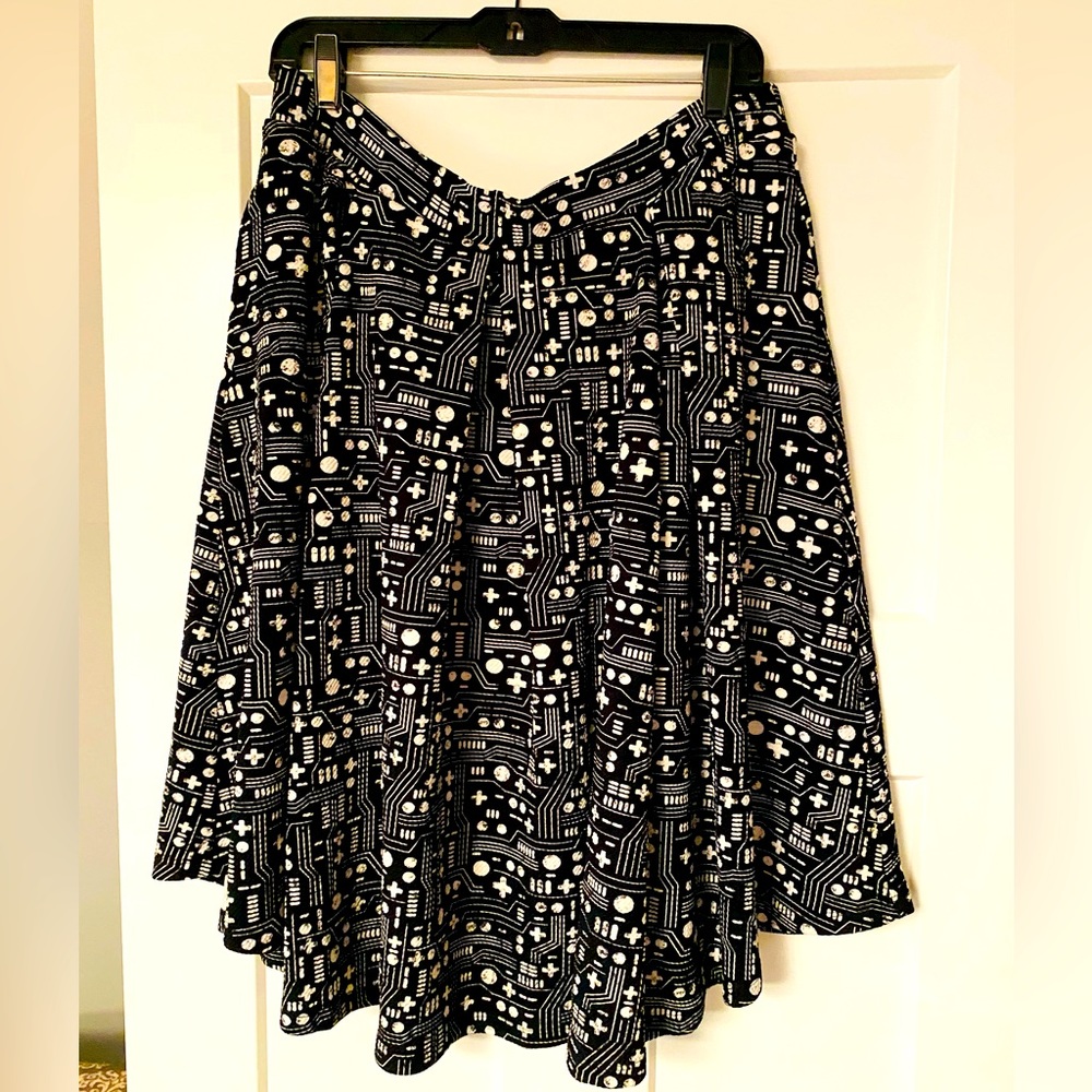 LuLaRoe Madison Skirt